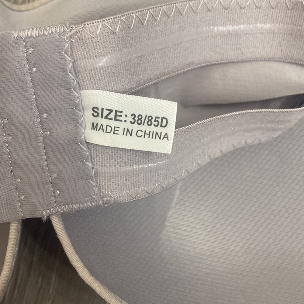 O2 Size 38D Bra - Picture 4 of 5
